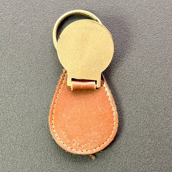 Mercedes-Benz Vector logo leather keychain - Picture 2 of 3